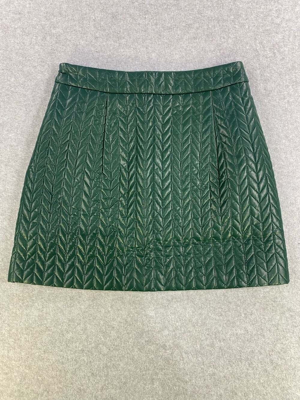 Commense Quilted Faux Leather Mini Skirt GreenHigh Waist Size L NWT